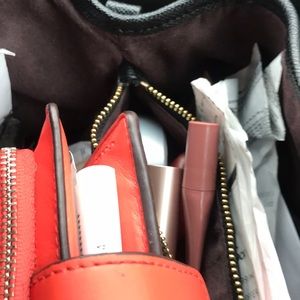 Meet your Posher, Rae